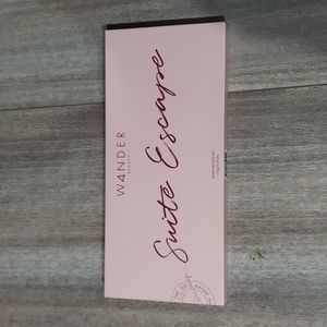 Wander beauty Suite escape pallette